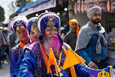 Hola Mohalla Sikhs Festivals Of Punjab Holi With The Nihangs