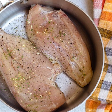 How To Boil Chicken Breasts Confessions Of A Baking Queen