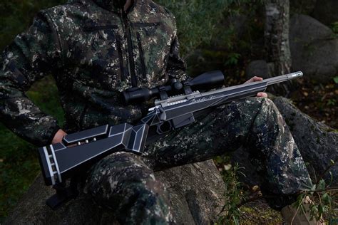 Russian Bespoke Gun Phantom H Bolt Action Rifle The Firearm Blog