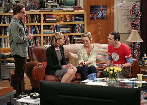 The Big Bang Theory Foto Christine Baranski Johnny Galecki Kaley