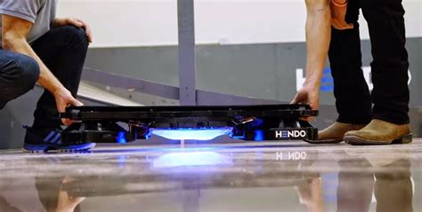 Look At The Worlds Very First Real Hoverboard Technology Techycorner