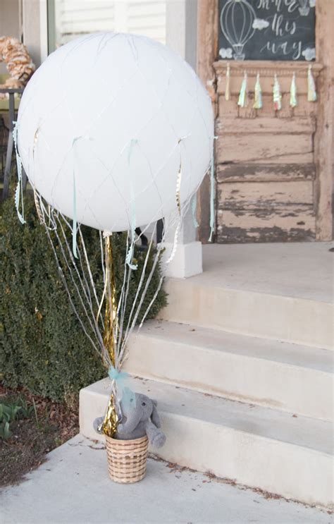 Free delivery and returns on ebay plus items for plus members. Baby Shower Decor: 12 Unexpected (& Easy) Balloon Ideas