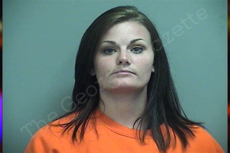 Courtney Knight Effingham County Jail Bookings
