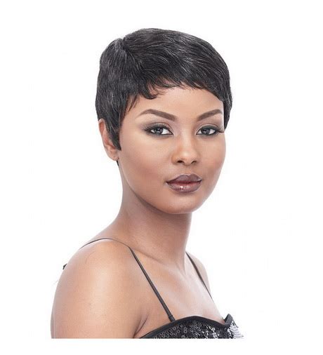 The wig caps are glueless, which means they come with adjustable straps and combs for a great and comfortable fit. Short hair styles wigs