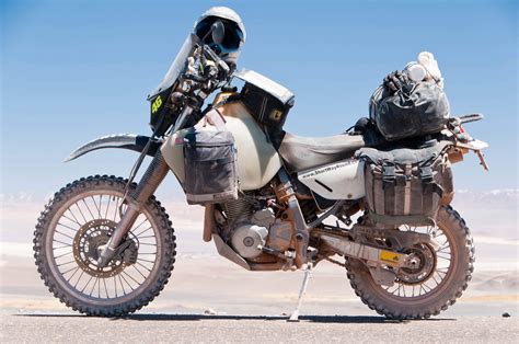 Easy to mount on the tank, rear saddle, scooter tunnel and side (paired). How to choose soft luggage for Adventure Motorcycling ...