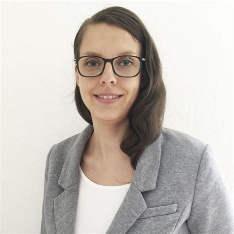 @raphascharf nu a dat tweeturi. Corinna Mayer - Ressortleiterin Landleben Redaktion Land ...