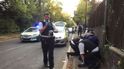 Man Arrested In London After Police Officers Stabbed With Screwdriver