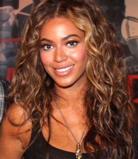 26 Curly Hairstyles To Inspire Your Next Look Beyonce Hair Hair Styles Curly Hair Styles Easy