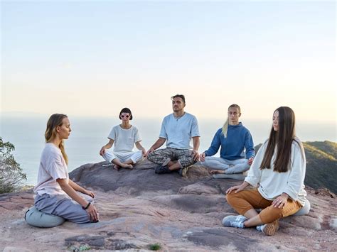 7 Steps To Become A Meditation Teacher in 2023 - Meditation Magazine