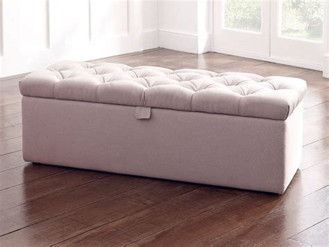 Adorning Bedroom With Bed Ottoman Bench Homesfeed