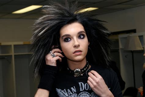 His identical twin brother is bill kaulitz, who is younger by ten minutes, and who is also the singer of the band. Bill Kaulitz photo gallery - 1879 best Bill Kaulitz pics ...