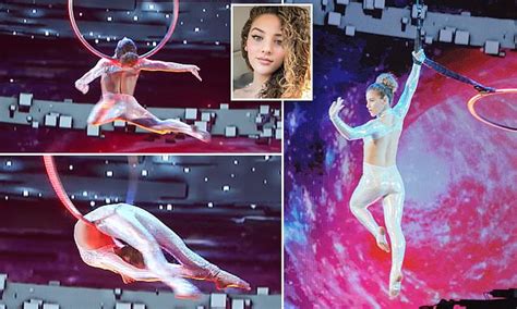 Teen Contortionist Performs Incredible Aerial Routine Daily Mail Online