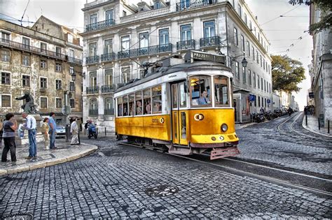 Lisbon Trolley Gallery 21