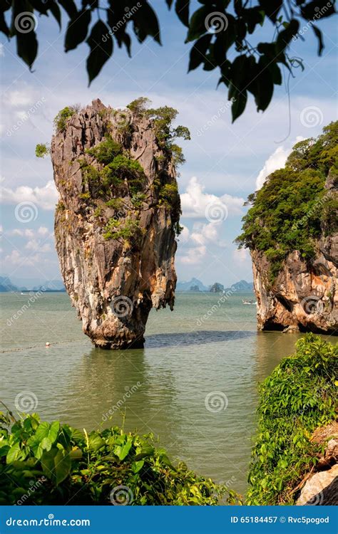 Ko Tapu Rock On James Bond Island Phang Nga Bay Thailand Stock Image