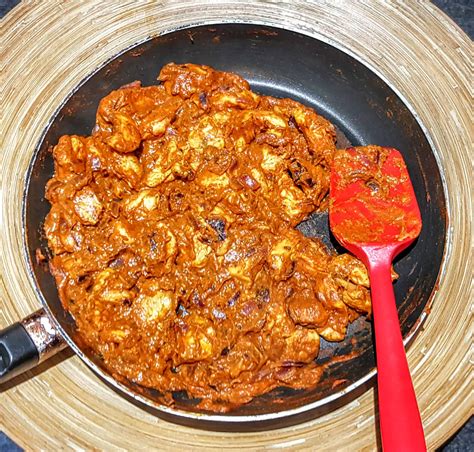 Maybe you would like to learn more about one of these? Syn Free Slimming World Chicken Korma Fakeaway Recipe ...