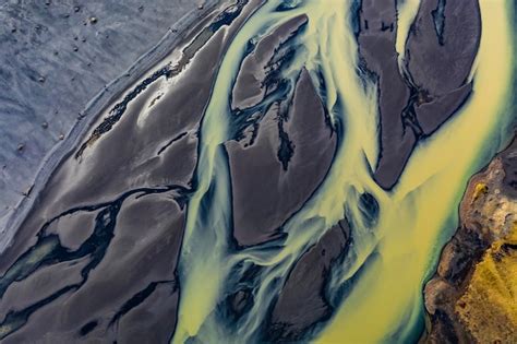 Premium Photo Aerial Photograph Of A Glacial River System In The