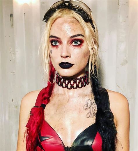 Pics Of Margot Robbie On Twitter Margot Robbie As Harley Quinn On Set Of ‘the Suicide Squad