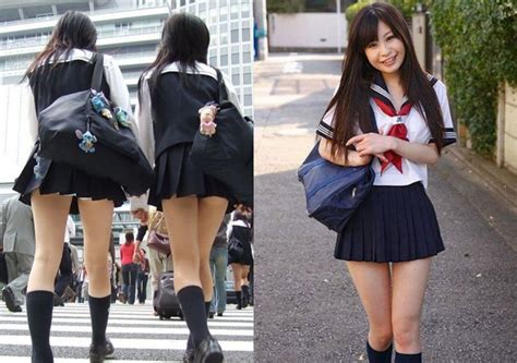 Sekolah Jepang Melarang Siswa Mengenakan Celana Ketat Di Roknya