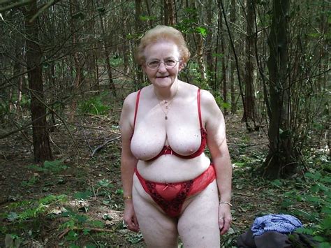 Its Fun To Meet Such Mature Sluts In A Forest Mature Flashers