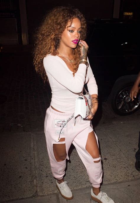 August 12 Rihanna Out In New York Rihanna Outfits Celebrity Outfits