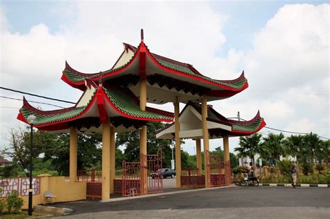 Chinese mosque, rantau panjang or sultan ismail petra silver jubilee mosque and beijing mosque (malay: TRAVEL & FOOD: Kelantan - Beijing Mosque