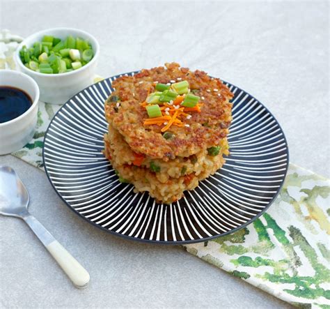 Easy Asian Inspired Crispy Fried Rice Cakes Recipe