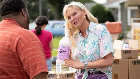 In On Becoming A God In Central Florida Kirsten Dunst Wears Vintage Levi S Bongo And A