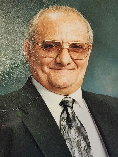 Obituary For Robert L Strawn Jr Cantelmi Long Funeral Homes