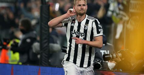 Juventus De Ligt Inamovibile Contatti Con Koulibaly Si Pensa Alla