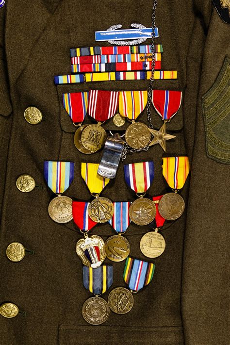 World War Ii Us Army Uniforms With Medals Jan 20 2019 Leonard