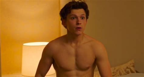 He wearing to be a shoe of size 11 (us). Tom Holland Pics, Shirtless, Biography, Wiki | hollywood ...