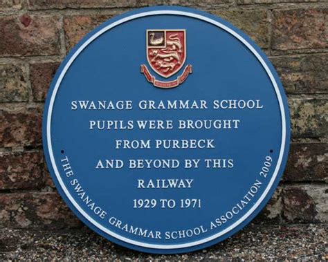 Blue Plaque Manufacturer