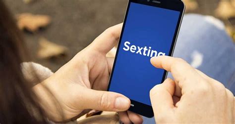 sexting know how actually sexting impact your relationship