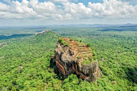 Ultimate Guide To The Sigiriya Lion Rock In Sri Lanka