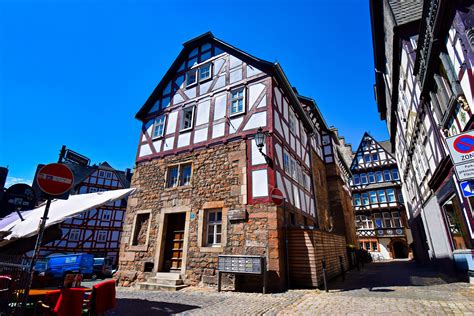 Die universitätsstadt marburg hat keinen einfluss auf die verarbeitung ihrer daten durch google. Oberstadt Marburg Juli 2019 - Marburg in Hessen