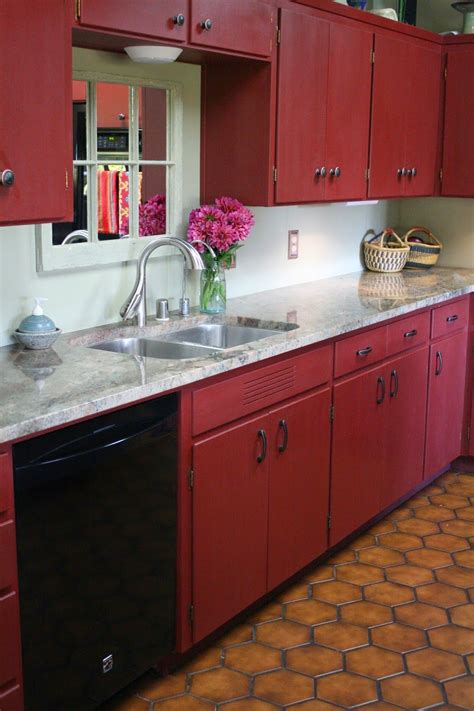 That is anticipated to take place, as cupboards are the most practical nooks in the kitchen. Reloved Rubbish | Chalk paint kitchen cabinets, Red ...
