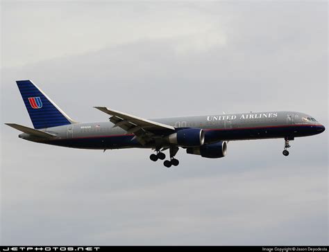 N542ua Boeing 757 222 United Airlines Jason Depodesta Jetphotos