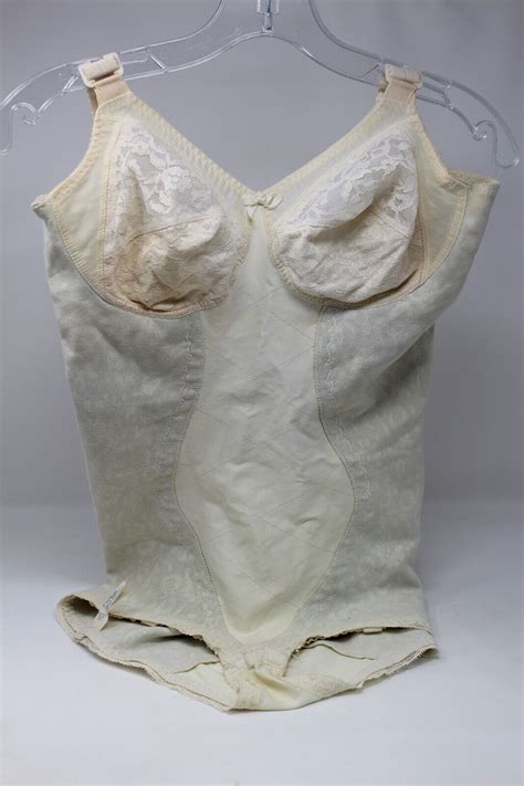 Vintage Primstyle Bra Girdle Gem