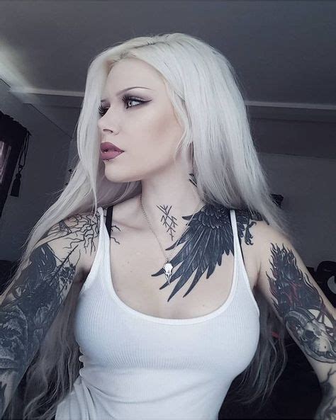 Tattooedgirls In 2020 Blonde Tattoo Girl Tattoos Hot Tattoo Girls