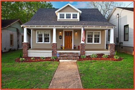 At brick&batten we have curated 16 of the best paint colors for your home's exterior in 2020. Exterior House Colors That Match Red Brick - Livas Colours