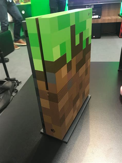 Gamescom 2017 20 Photos Of Minecraft Xbox One S Project