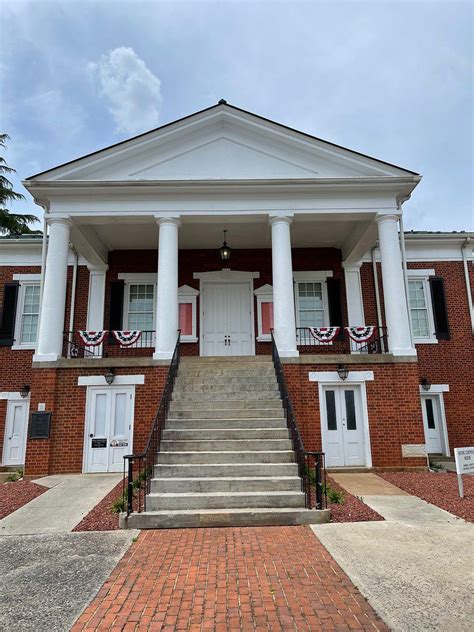 Entryway Of Historic Campbell County Courthouse In Rustburg Virginia