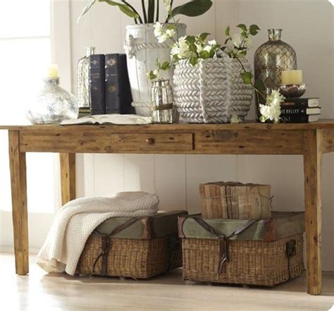 Console table is one of the most versatile pieces of furniture in the home, which are especially great for entryway decor. Wood Console Table