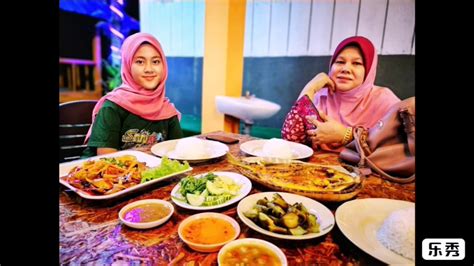 Terdahulu ucapan selamat hari lahir buat mama aka wan2. SELAMAT HARI LAHIR MAK - YouTube