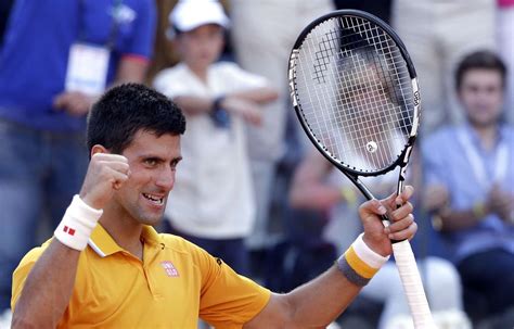Rome Facile Vainqueur De Federer En Finale Novak Djokovic Fonce Vers