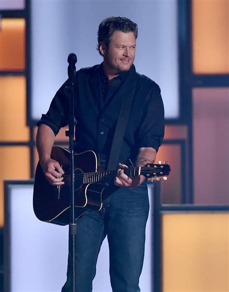 blake shelton hot country singers popsugar love and sex photo 37