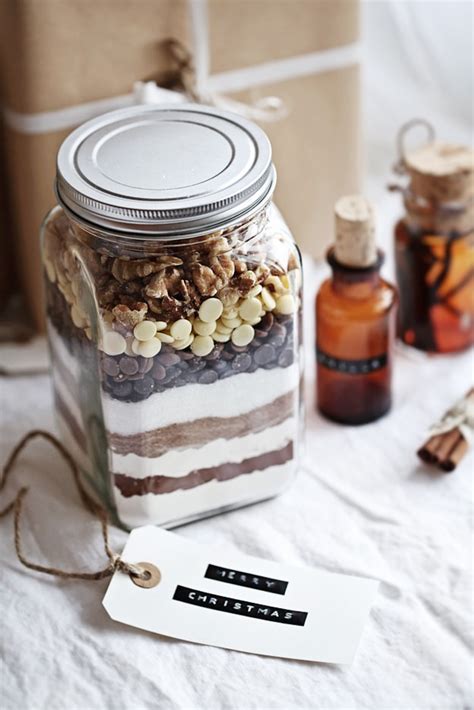 Mason Jar Gift Ideas For Christmas That People Will Actually Love