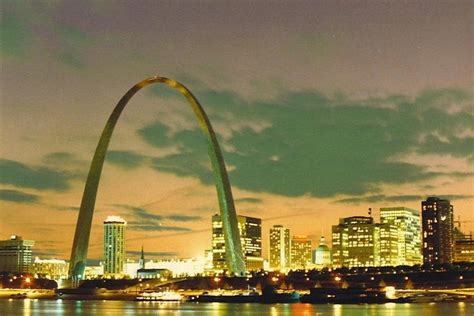 St Louis Missouri Arch Ride Iucn Water