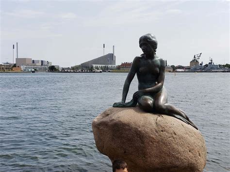 We Visited The Copenhagen Mermaid The Little Mermaid Statue