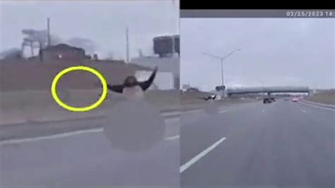 Michigan Police Arrest Naked Woman Pointing Machete At Cars On Highway